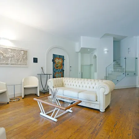 Avanguardia Art Club Rum i privatbostad