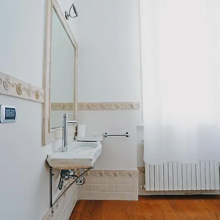 Avanguardia Art Club Privatunterkunft *