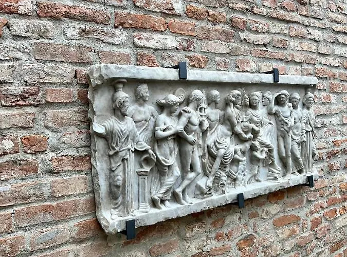 Alloggio in famiglia Avanguardia Art Club Ferrara