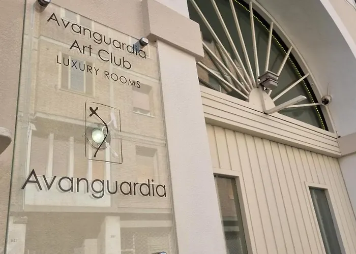 Avanguardia Art Club *