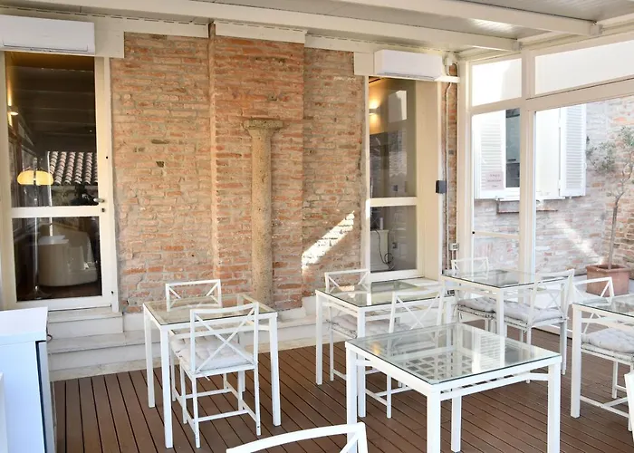 Avanguardia Art Club * Ferrara