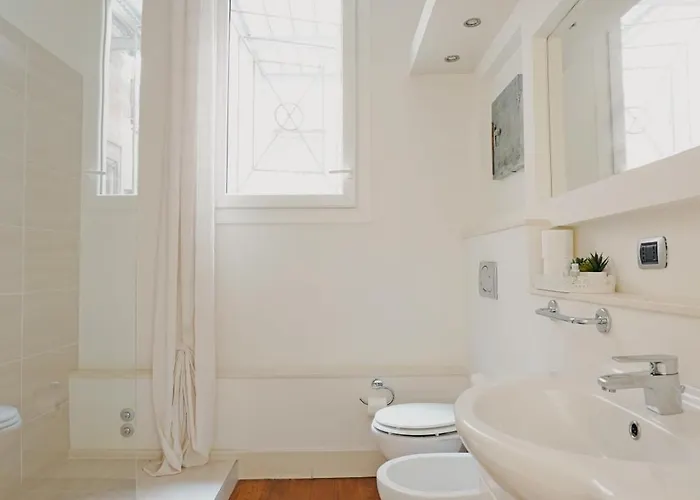 Rum i privatbostad Avanguardia Art Club