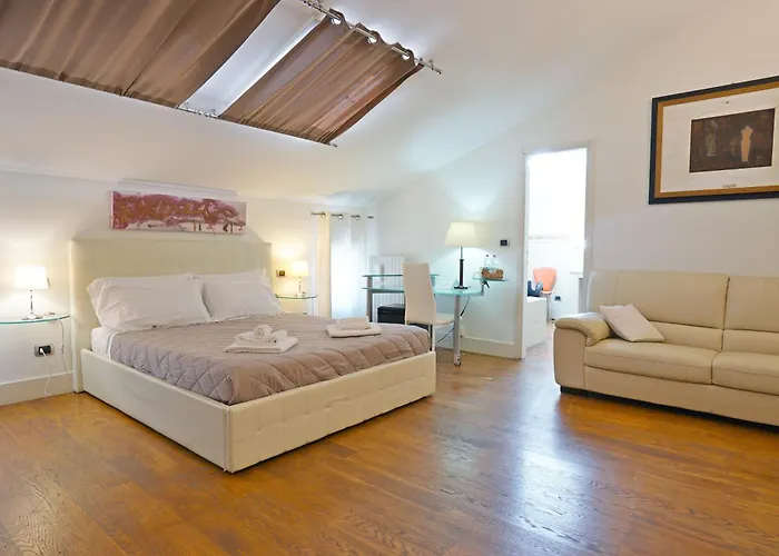 Avanguardia Art Club *